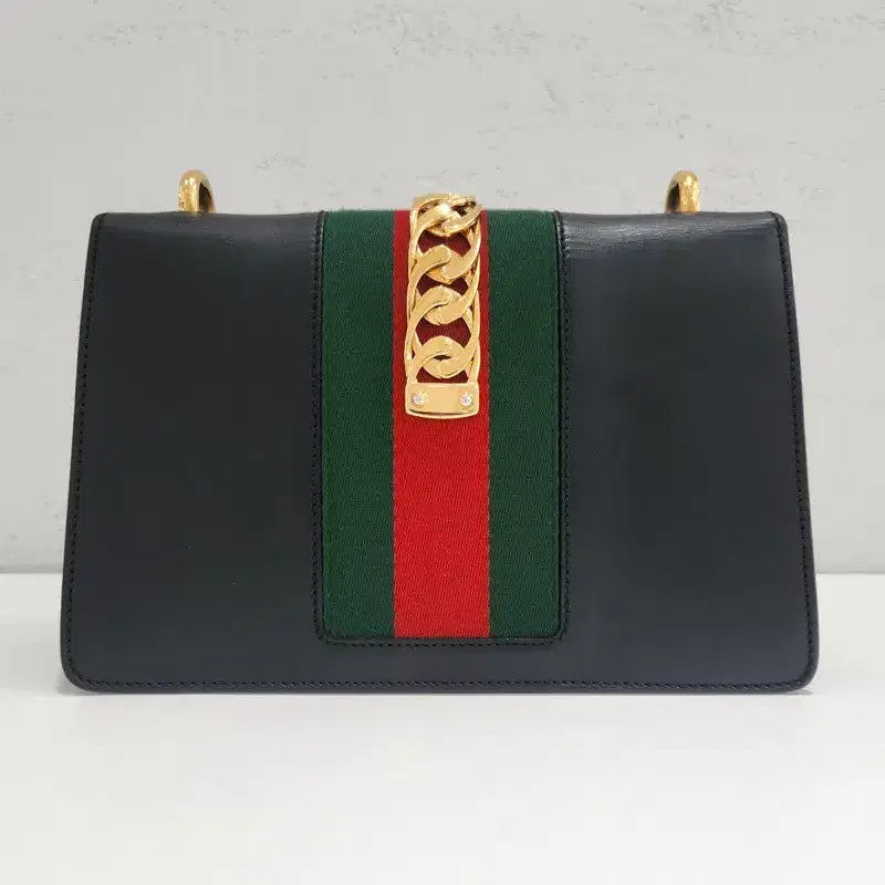 [BUNJANG] Gucci Sylvie Small Shoulder Bag / 구찌 실비 스몰 숄더백 421882