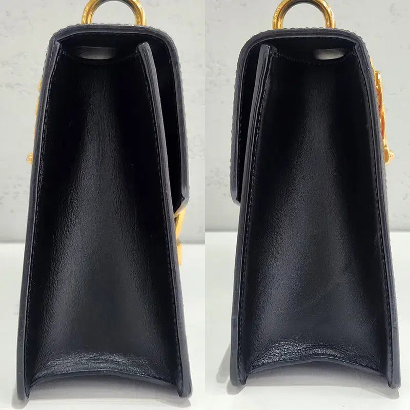 [BUNJANG] Gucci Sylvie Small Shoulder Bag / 구찌 실비 스몰 숄더백 421882