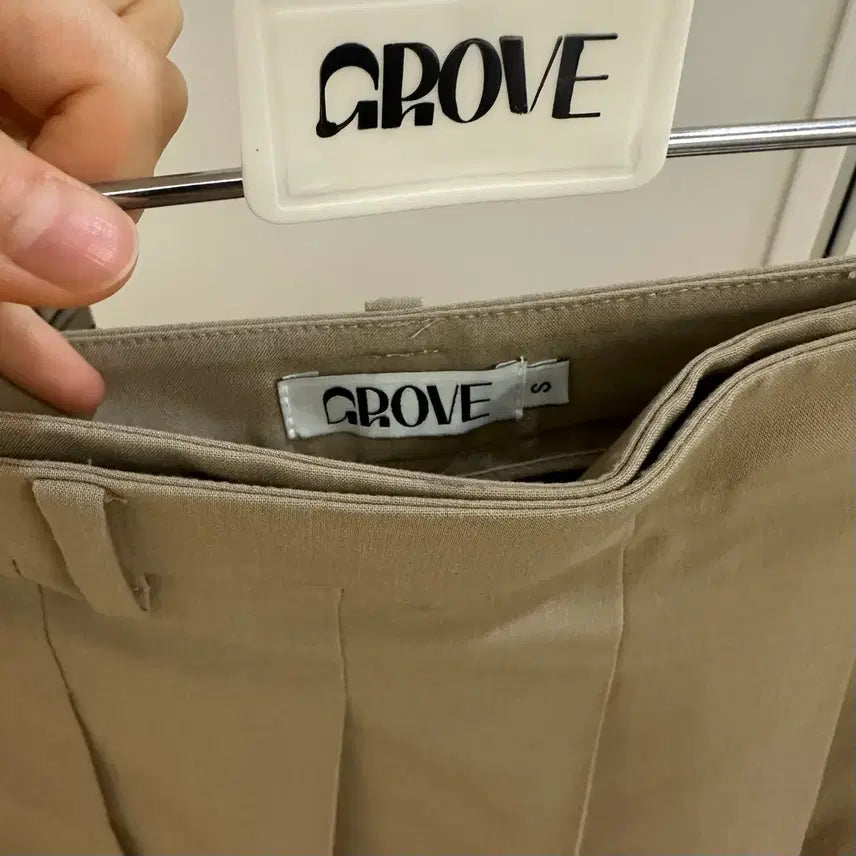 [BUNJANG] Grove Pleated Pants Skirt Beige / 그로브 팬츠 스커트 베이지