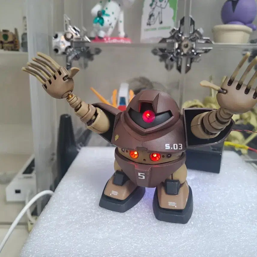 [BUNJANG] Bandai SD Gundam Gogg Full-Painted Model Kit / 반다이 프라모델 SD건담 고그 풀도색,LED 팝니다
