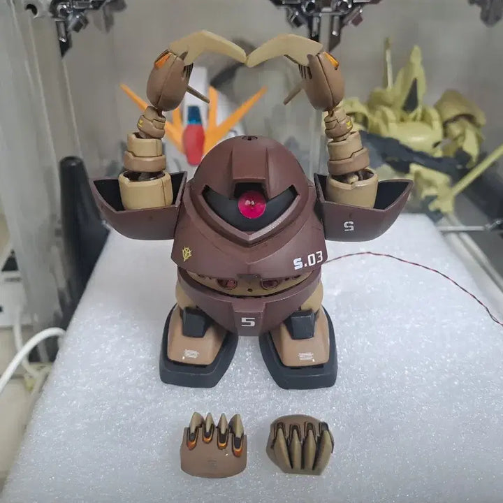 [BUNJANG] Bandai SD Gundam Gogg Full-Painted Model Kit / 반다이 프라모델 SD건담 고그 풀도색,LED 팝니다