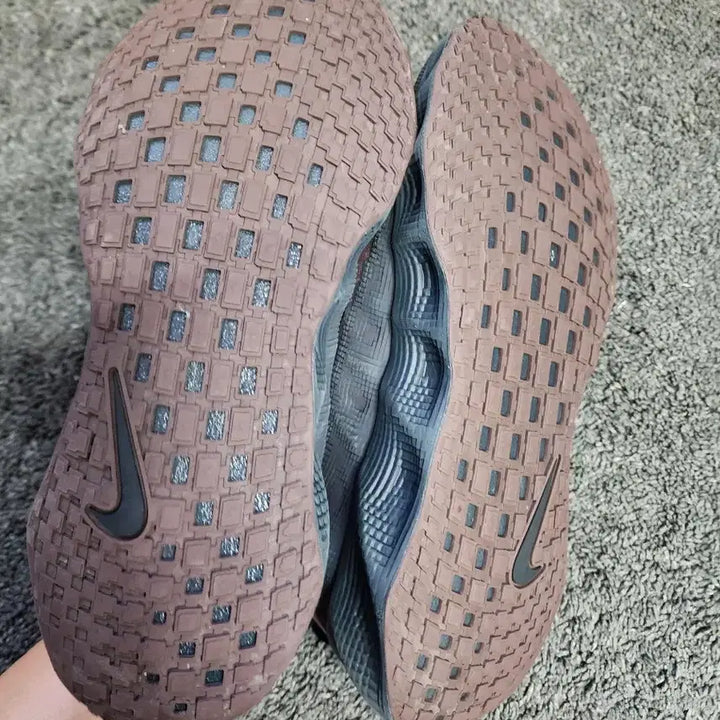 [BUNJANG] Nike Air Vapormax Burgundy Sneakers / 나이키 아바로버 버건디 275사이즈