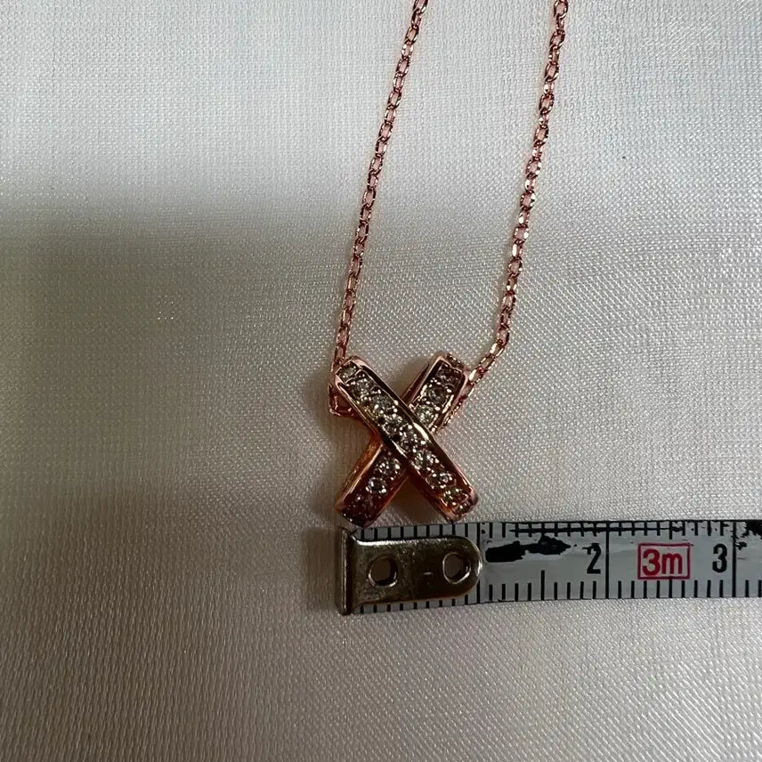 [BUNJANG] Rose Gold Cubic X-Shape Necklace / 로즈골드 큐빅 X자 목걸이(새상품)B0138