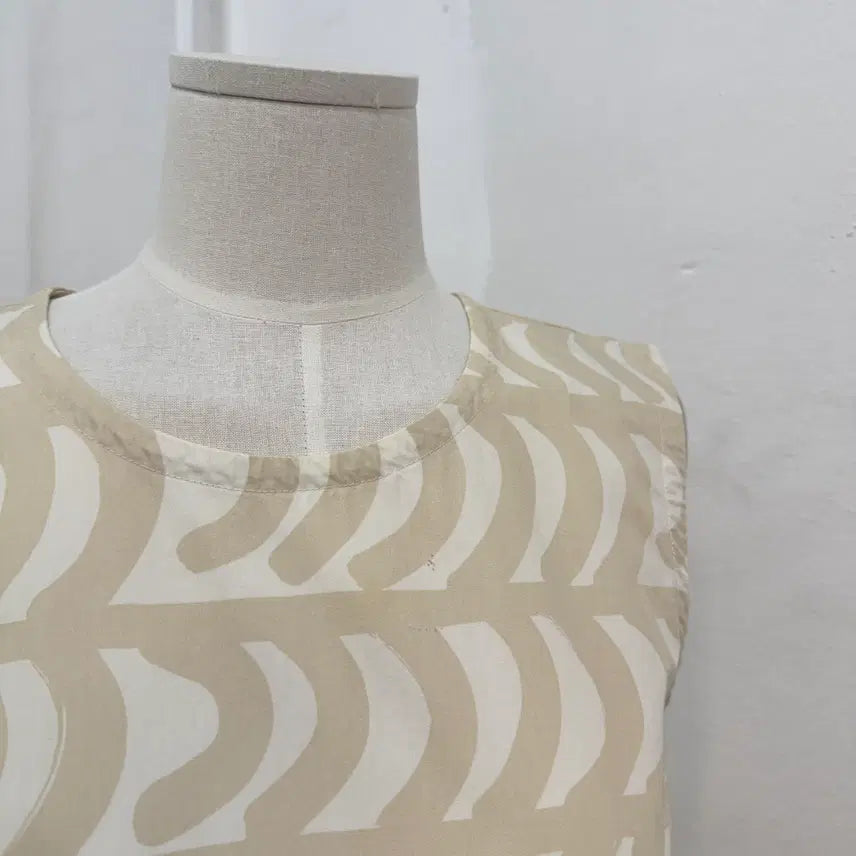 [BUNJANG] Uniqlo Marimekko Sleeveless Dress / (S)유니클로마리메꼬 나시원피스 패턴 뷔스티에 3577