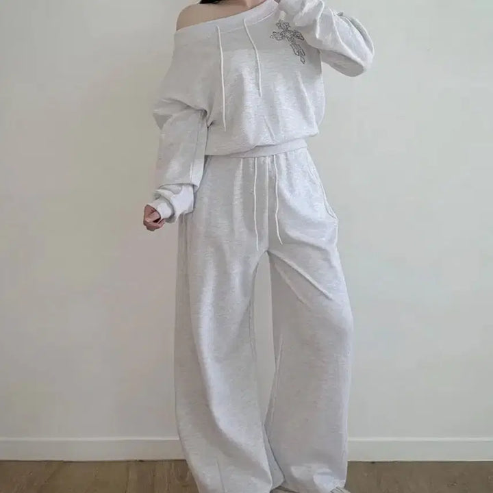 [BUNJANG] Plus Size Off-Shoulder Sweatshirt and Training Pants Set / [새상품] 빅사이즈 오프숄더맨투맨 트레이닝팬츠 세트 set
