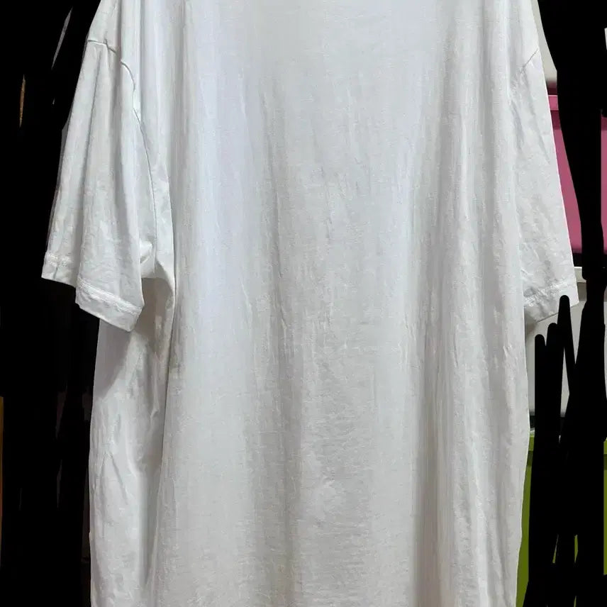 [BUNJANG] NewJeans House With T-Shirt Hanni XL / 뉴진스 하우스윗 티셔츠 하니 XL