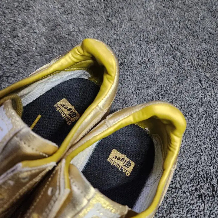 [BUNJANG] Onitsuka Tiger Runspark Gold Sneakers / 오니츠카타이거 골드 런스파크 265사이즈