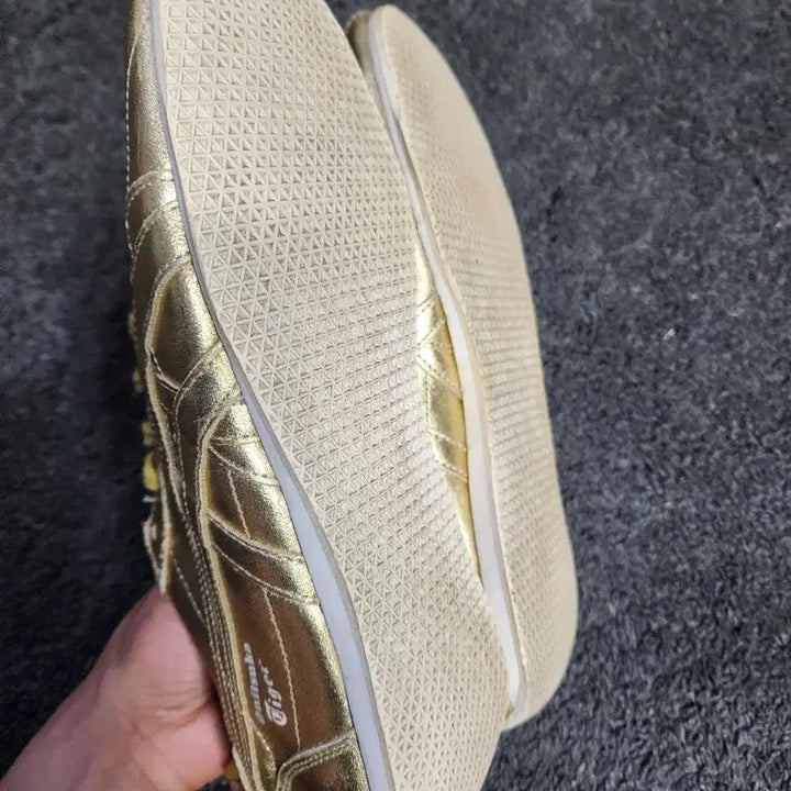 [BUNJANG] Onitsuka Tiger Runspark Gold Sneakers / 오니츠카타이거 골드 런스파크 265사이즈