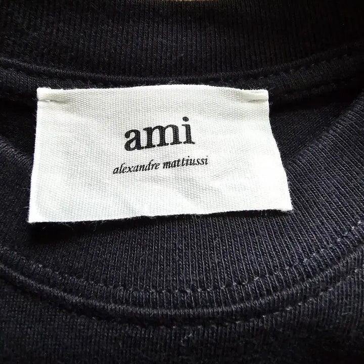 [BUNJANG] AMI Small Heart Short-Sleeve T-Shirt / 아미 스몰 하트 반팔