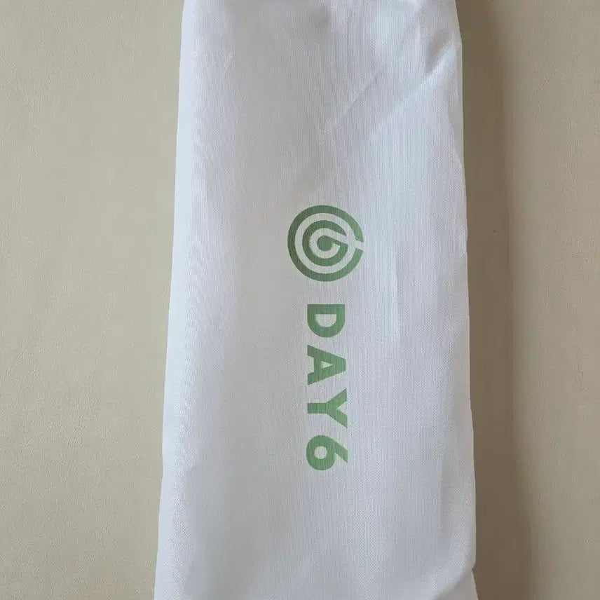 [SOLD OUT] 데이식스 폴딩매트(영필네컷o)