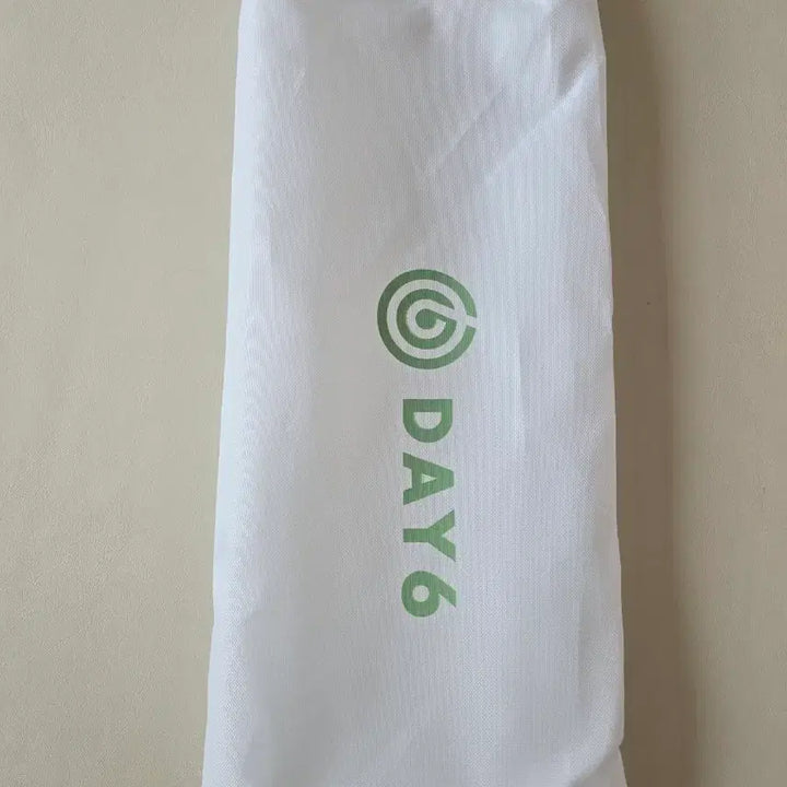 [SOLD OUT] 데이식스 폴딩매트(영필네컷o)