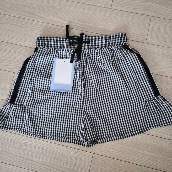 [SOLD OUT] 타입서비스 레이스 체크 반바지 새상품