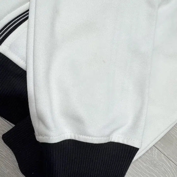 [BUNJANG] Adidas Beckenbauer Track Top (White/Black) - Size 100 / 아디다스 흰검 베켄바우어 트랙탑 100