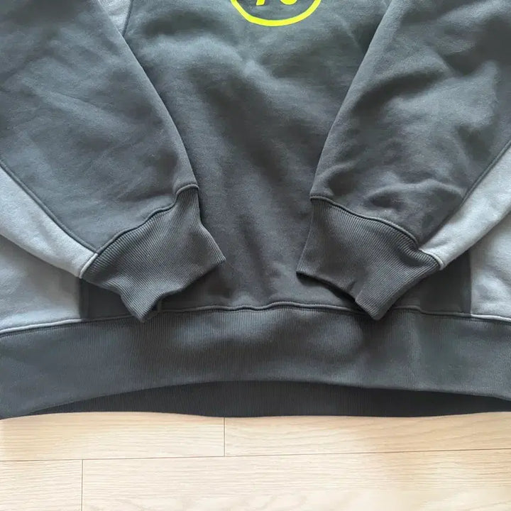[SOLD OUT] 팔라스 x 나이키 토탈 P90 크루 블랙