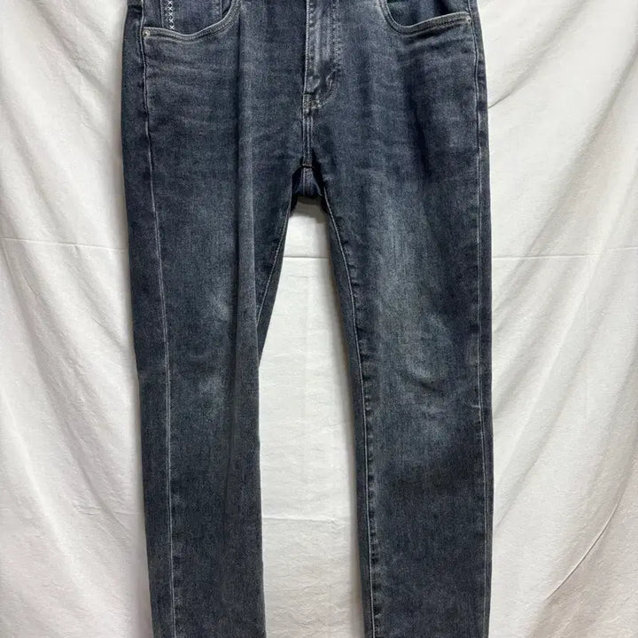 [BUNJANG] Panicale Embroidered Stitch Washed Denim Jeans / 빠니깔레 자수 스티치 스판 워시드 데님팬츠 청바지