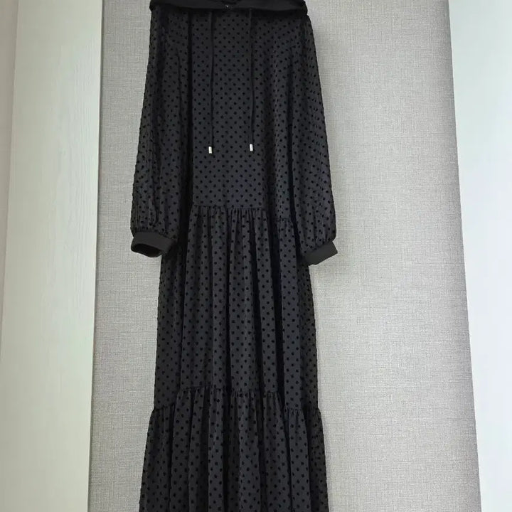 [BUNJANG] ZARA Black Polka Dot Chiffon Hooded Maxi Dress / ZARA 블랙 도트 쉬폰 후드풍성 맥시원피스