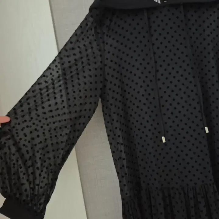 [BUNJANG] ZARA Black Polka Dot Chiffon Hooded Maxi Dress / ZARA 블랙 도트 쉬폰 후드풍성 맥시원피스