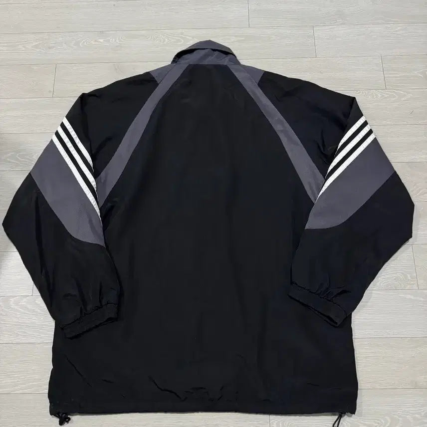 [BUNJANG] Adidas Mondial Press Windbreaker (Old School) - Size 100 / [100] 아디다스 몬디알 프레스 바람막이 (올드스쿨)