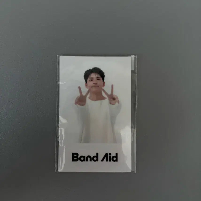 [BUNJANG] Day6 Wonpil Band-Aid POB Polaroid / 데이식스 원필 밴드에이드 미공포 폴라로이드