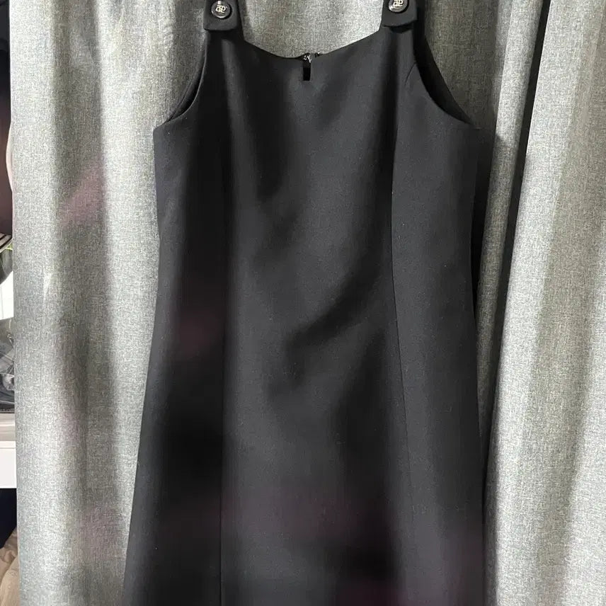 [BUNJANG] Depound Button Sleeveless Mini Dress / 드파운드 dp 버튼 슬리브리스 미니 드레스 m사이즈