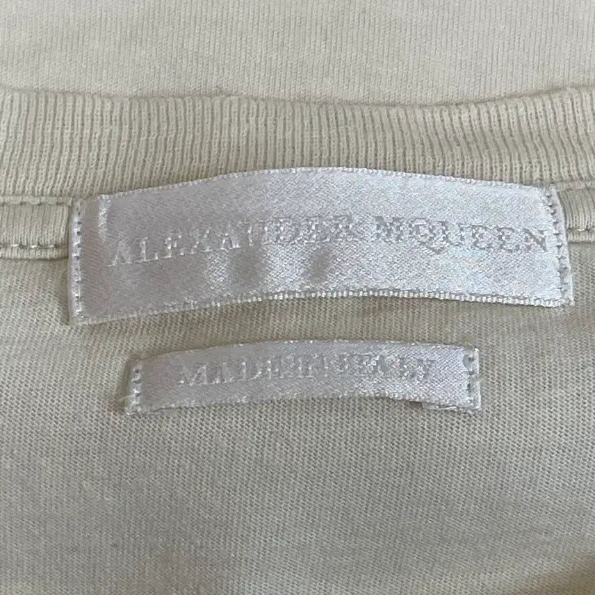 [SOLD OUT] 알렉산더 맥퀸 (반팔)