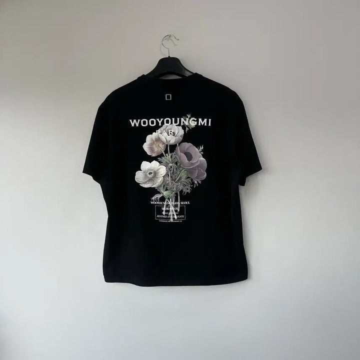 [BUNJANG] Wooyoungmi Flower Short Sleeve T-Shirt Black / [52]우영미 플라워 반팔 티셔츠 블랙