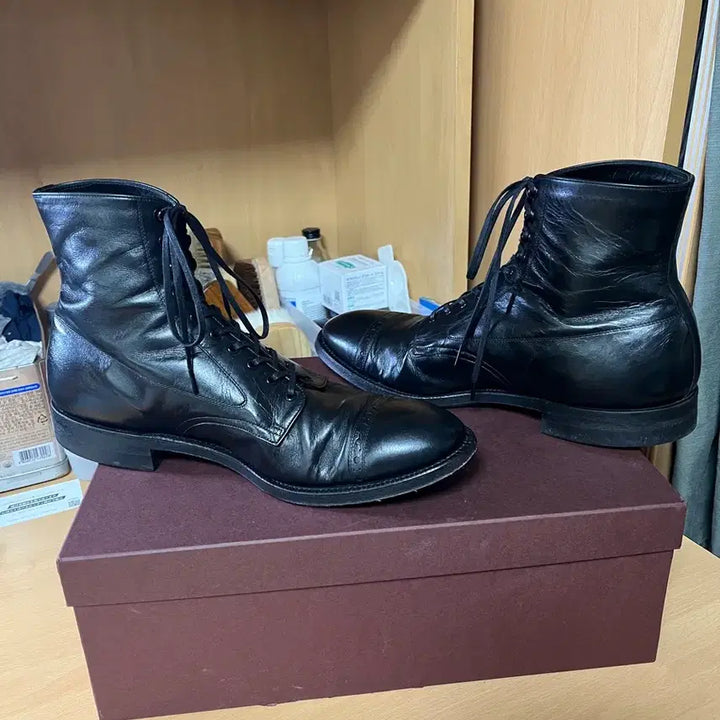 [SOLD OUT] SKOOB 올드 캥거루 6인치 부츠