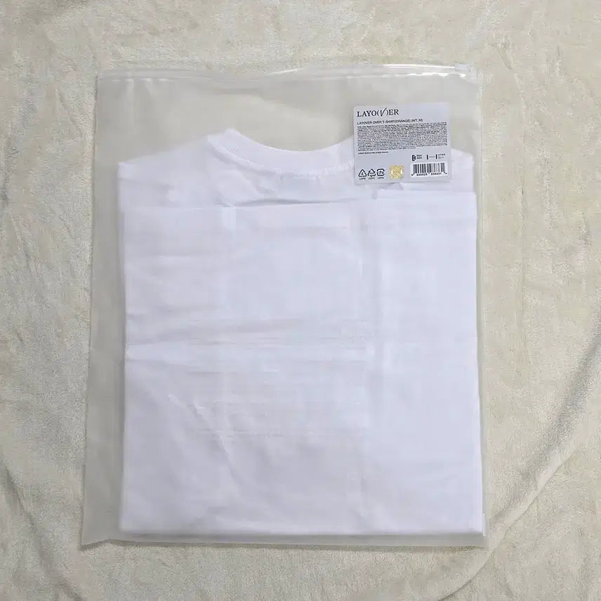 [SOLD OUT] (미개봉) 방탄 뷔 레이오버 오렌지탄 M 티셔츠 V LAYOVER TAN