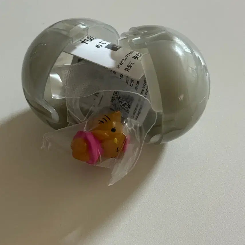 [SOLD OUT] 헬로키키 메지루시 가챠 6번 태닝키티 미개봉 새상품