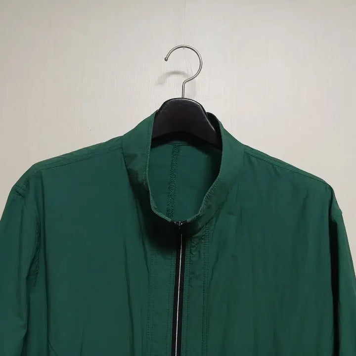 [BUNJANG] Macaw Windbreaker Jumper Size 100 / macaw 바람막이 점퍼 100