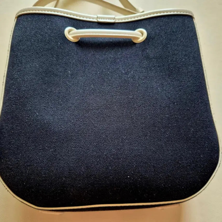 [BUNJANG] Kangol Bucket Cross Bag / (최종가)캉골 버킷백 / 크로스백