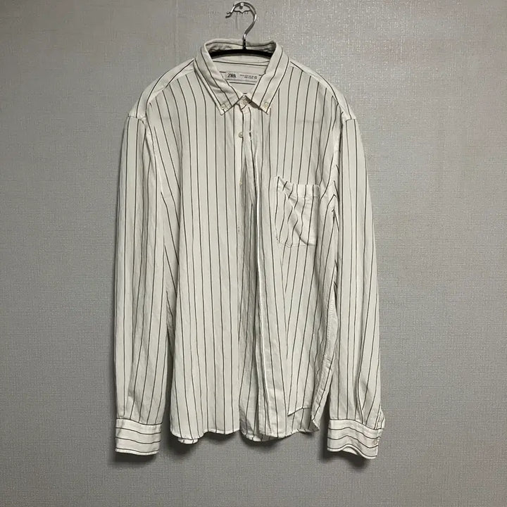 [SOLD OUT] ZARA 스트라이프 셔츠 M