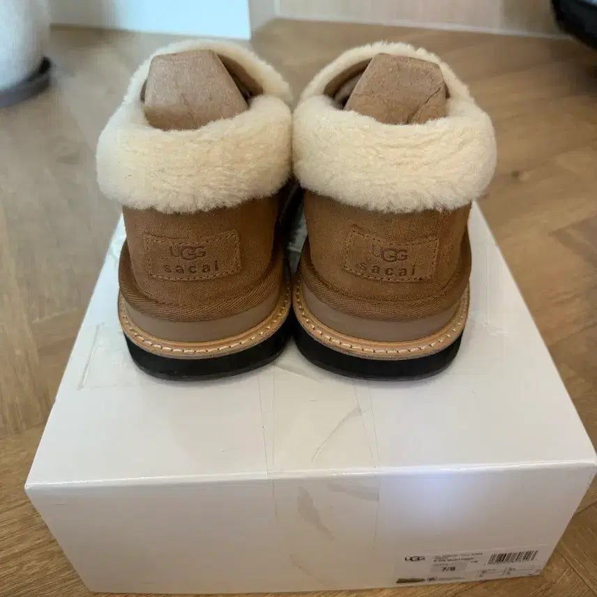 [BUNJANG] UGG Sacai Collaboration Boots / 어그 사카이 콜라보 250팝니다
