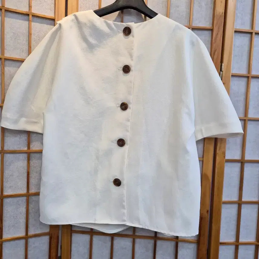 [BUNJANG] THYREN Ribbon Tie Blouse / THYREN 리본 매듭 블라우스 55