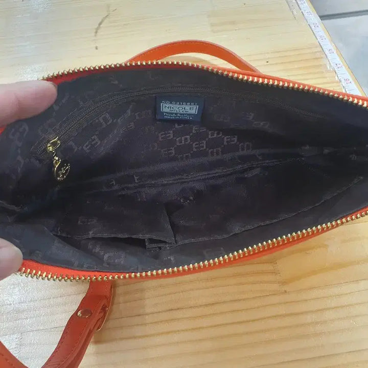 [BUNJANG] Nicole Miller Leather Shoulder Bag / 니콜 밀러(Nicole Miller) 천연가죽 숄더백  (상태 좋음)
