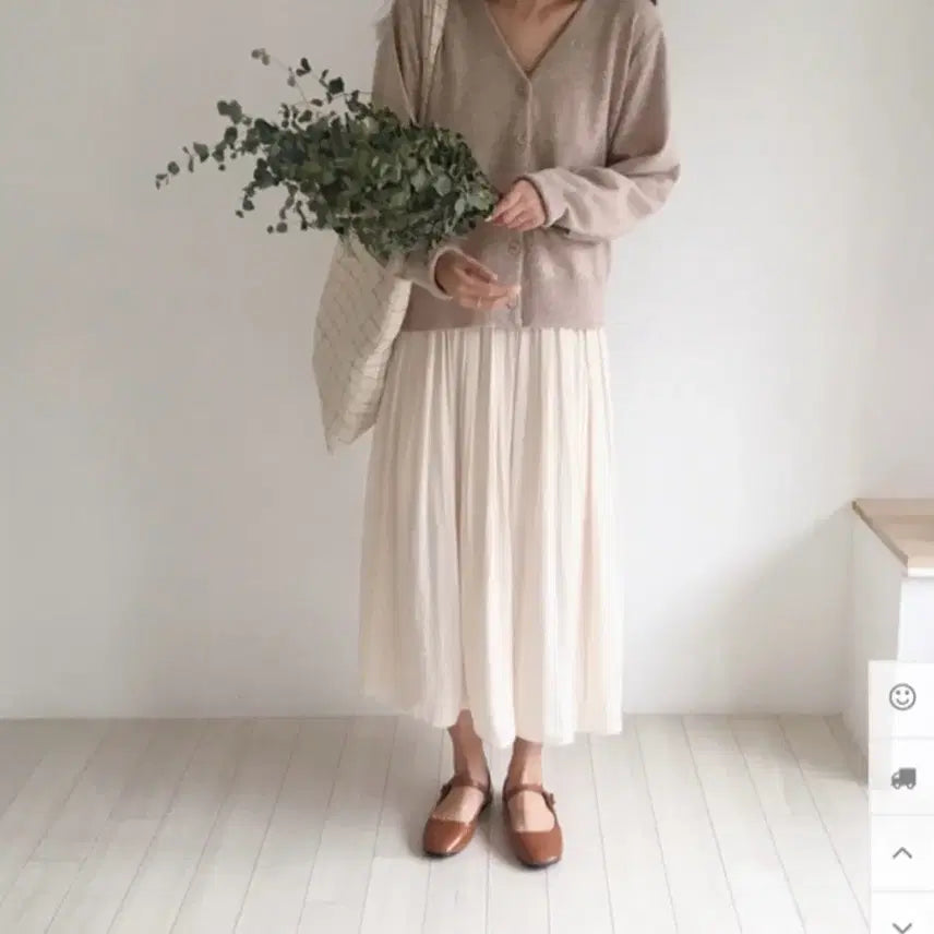 [BUNJANG] Ivory Long Skirt / 아이보리 롱 스커트