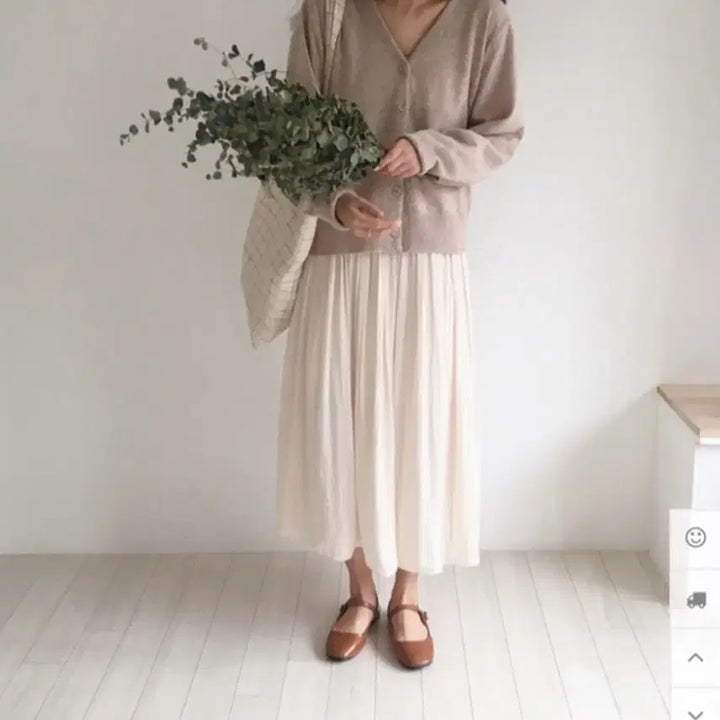 [BUNJANG] Ivory Long Skirt / 아이보리 롱 스커트