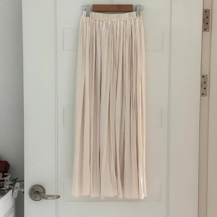 [BUNJANG] Ivory Long Skirt / 아이보리 롱 스커트
