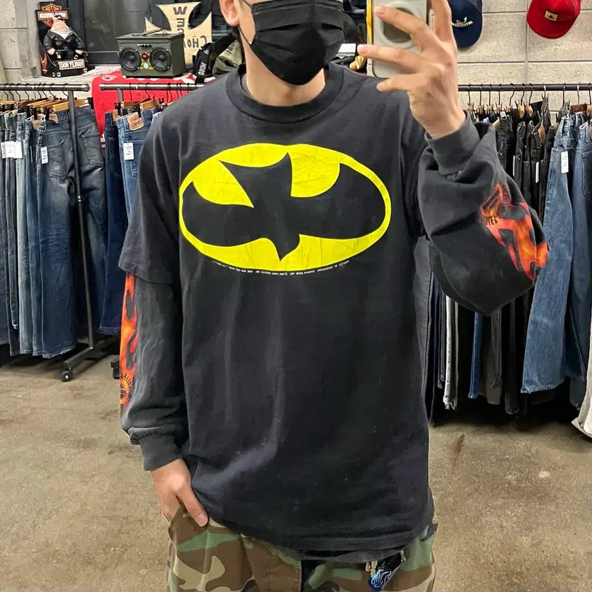 [BUNJANG] One Way Out Batman Parody T-shirt (XL) / 80s Batman 패러디 티셔츠 (105)