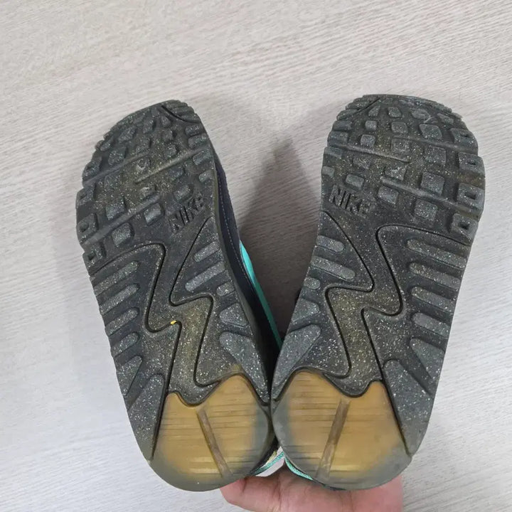 [BUNJANG] Nike Air Max 90 Terrascape Sneakers / ㅡ 나이키 에어맥스 90 테라스케이프 270mmㅡ0209