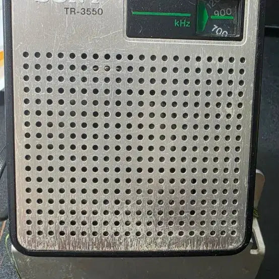 [BUNJANG] Sony Vintage Portable Radio / 오래된 소니 소형라디오