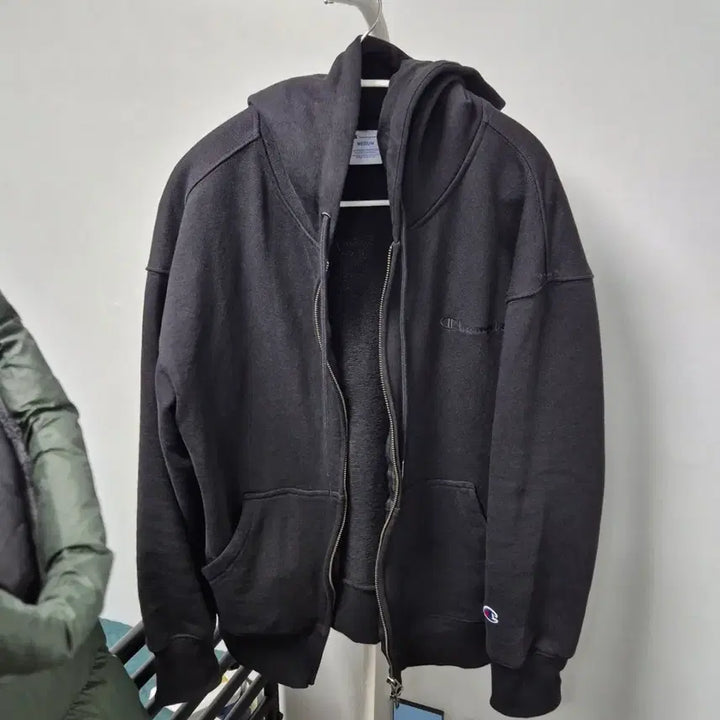 [BUNJANG] Champion Small Logo Loose Fit Hoodie Zip-up M / 챔피온 스몰 로고 루즈핏 후드 집업 M