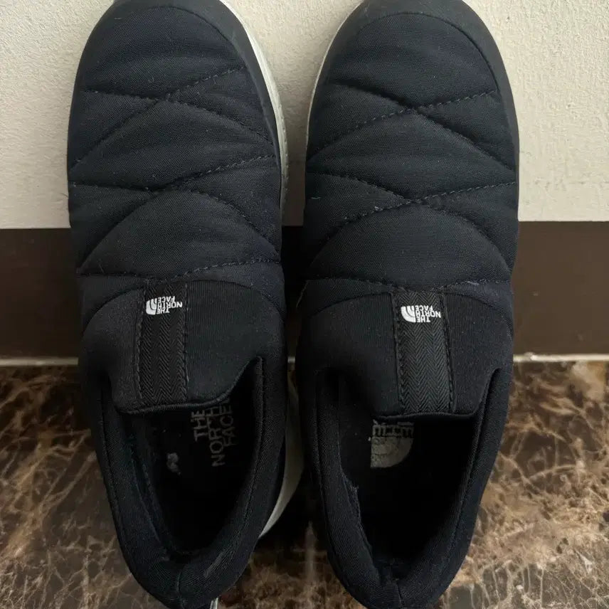 [SOLD OUT] 노스페이스 뮬 슬립온 블랙