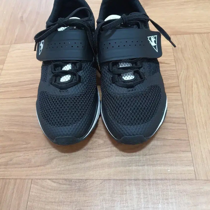 [BUNJANG] Le Coq Sportif Black Sneakers 230mm / 르꼬끄 스포르티브 운동화 블랙 230mm