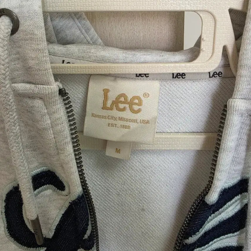 [SOLD OUT] Lee 리 로고 크롭 후드집업 그레이