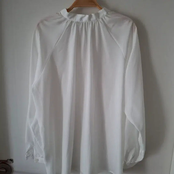 [SOLD OUT] 화이트 블라우스55~66반