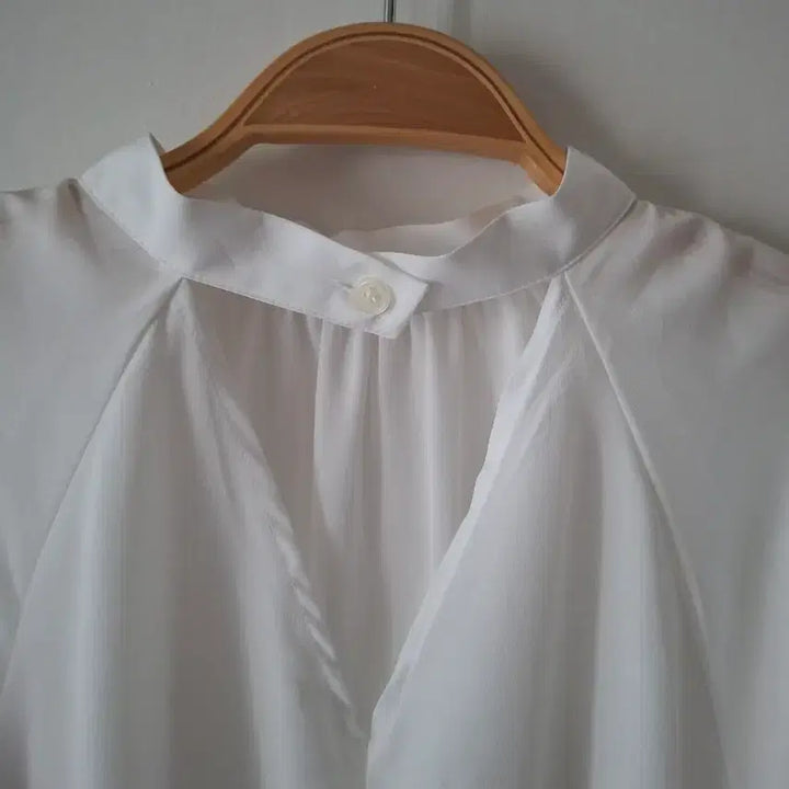 [SOLD OUT] 화이트 블라우스55~66반