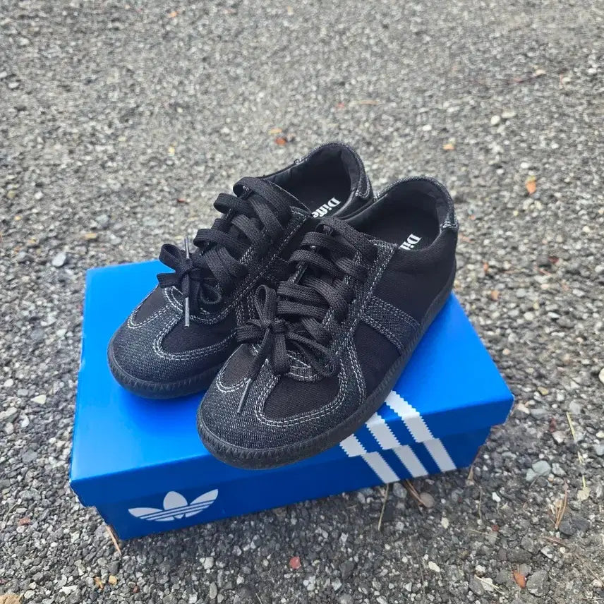 [BUNJANG] D.FERSHO Two-Tone Black Denim Sneakers (225) / 디퍼슈 투톤 블랙 데님 스니커즈 225