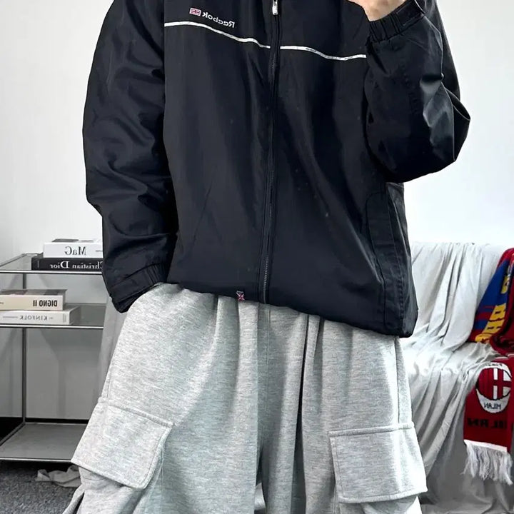 [BUNJANG] Reebok Old School Small Logo Black Windbreaker L / 리복 올드스쿨 스몰로고 블랙 바람막이 L