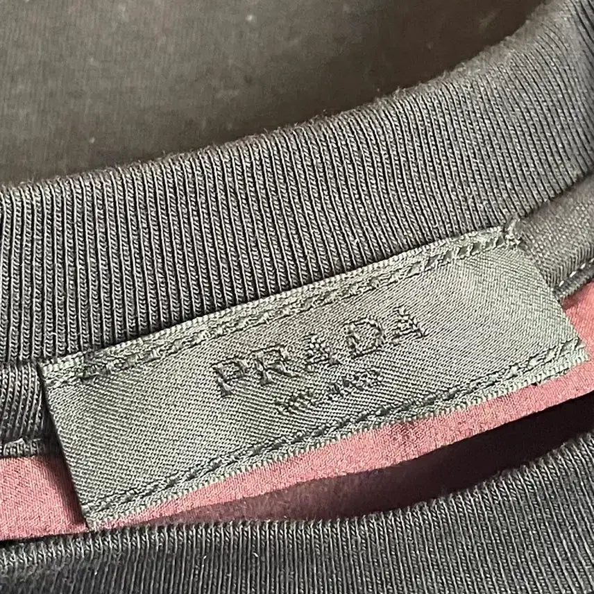 [SOLD OUT] PRADA 반팔 티셔츠